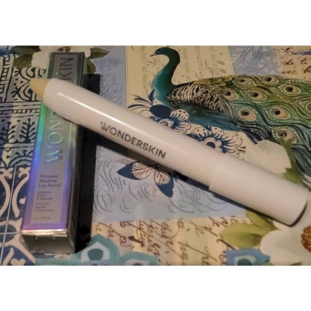 BNIB~WONDERSKIN Wonder Blading Lip Scrub
